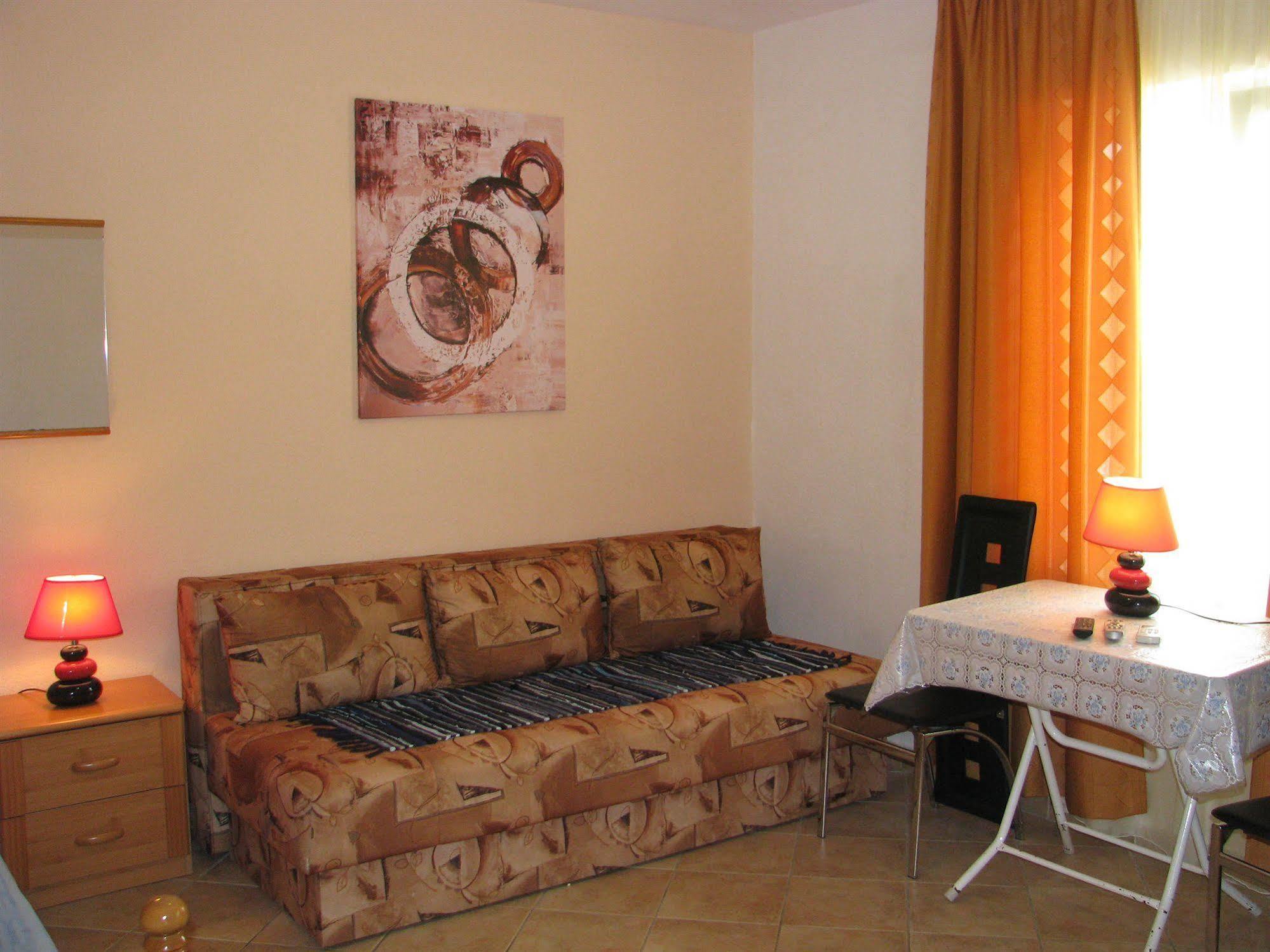 Maki Apartments - Plavi Horizonti Beach Tivat Dış mekan fotoğraf
